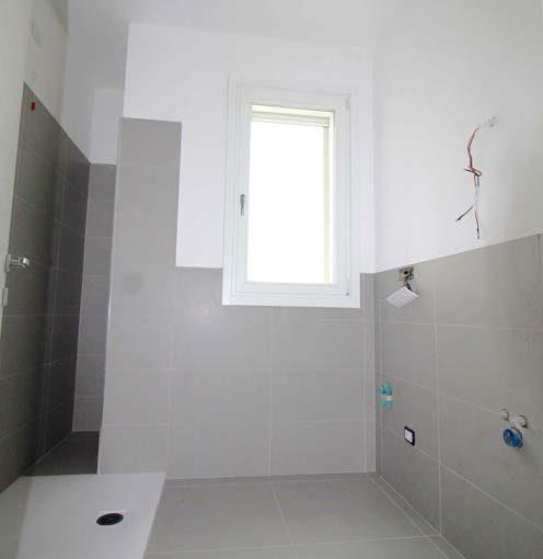 BAGNO CON DOCCIA