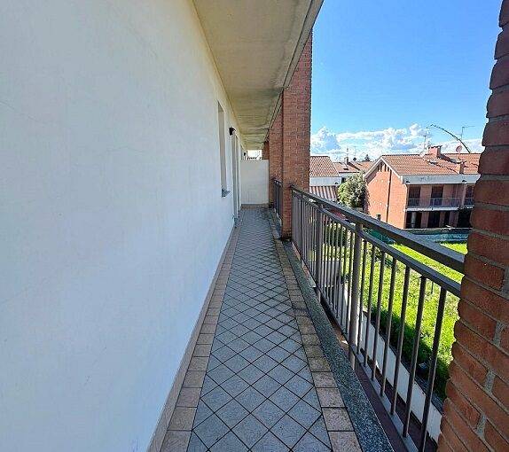 BALCONE